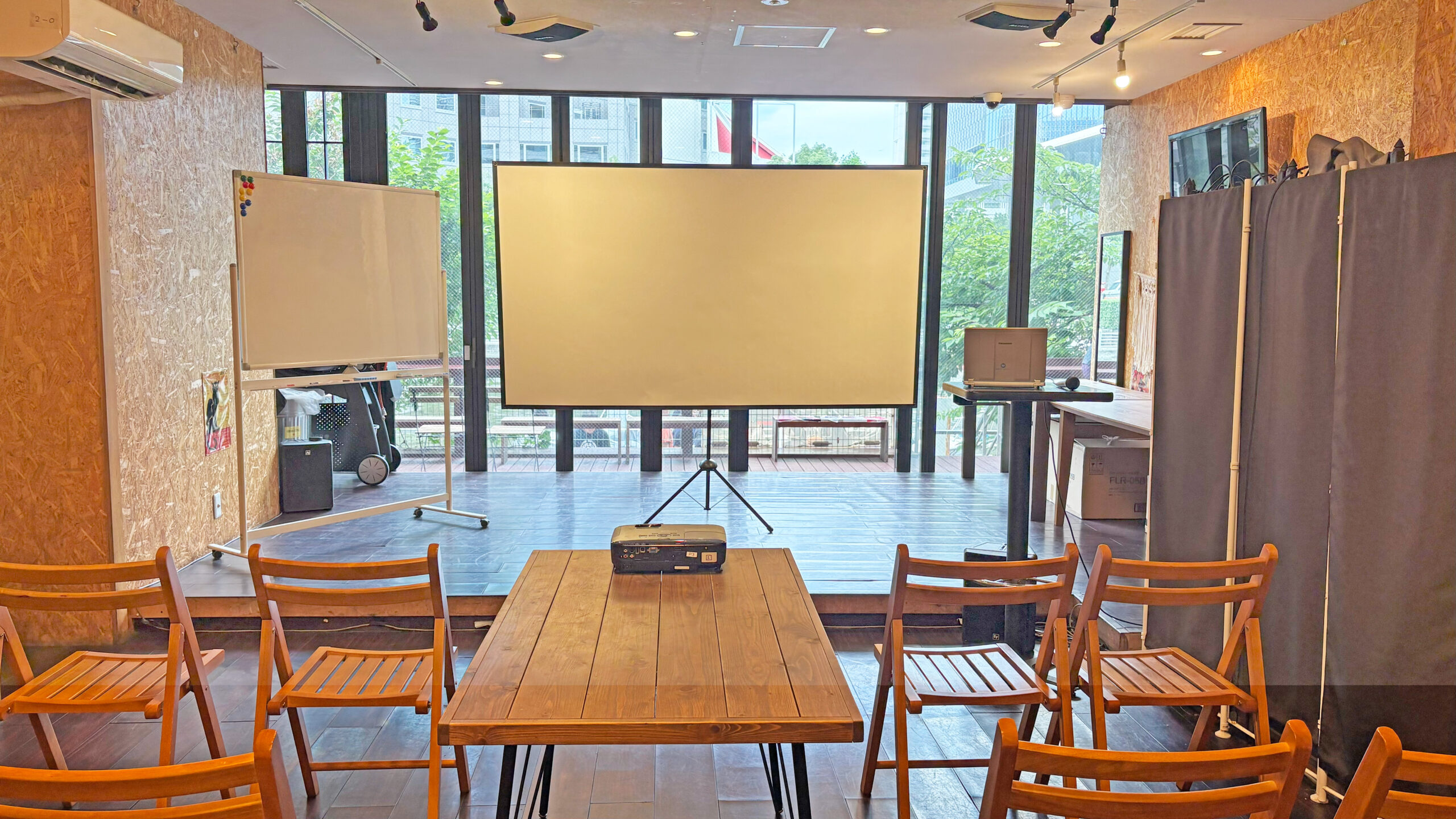 CRIB店内_セミナー