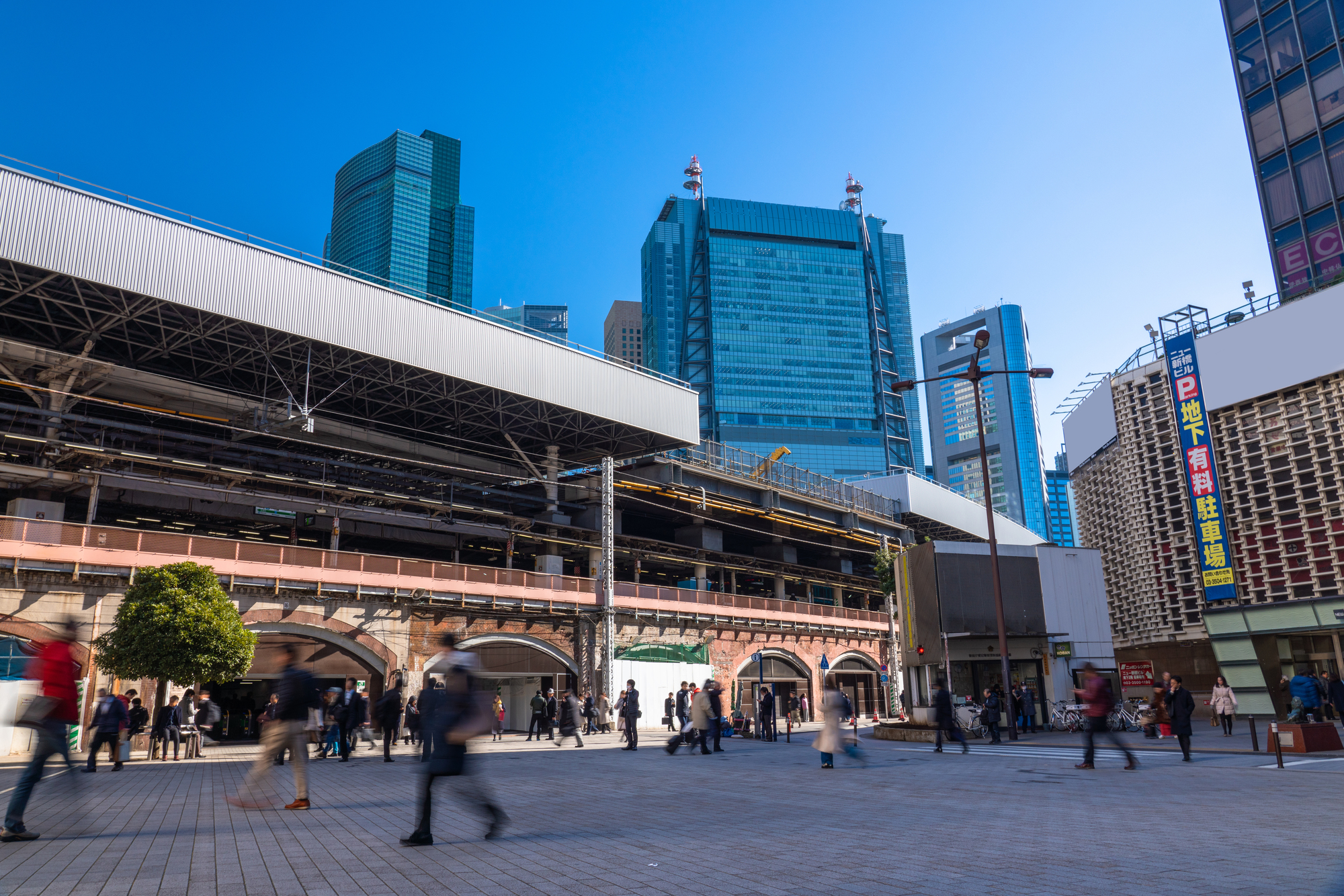 駅の周辺